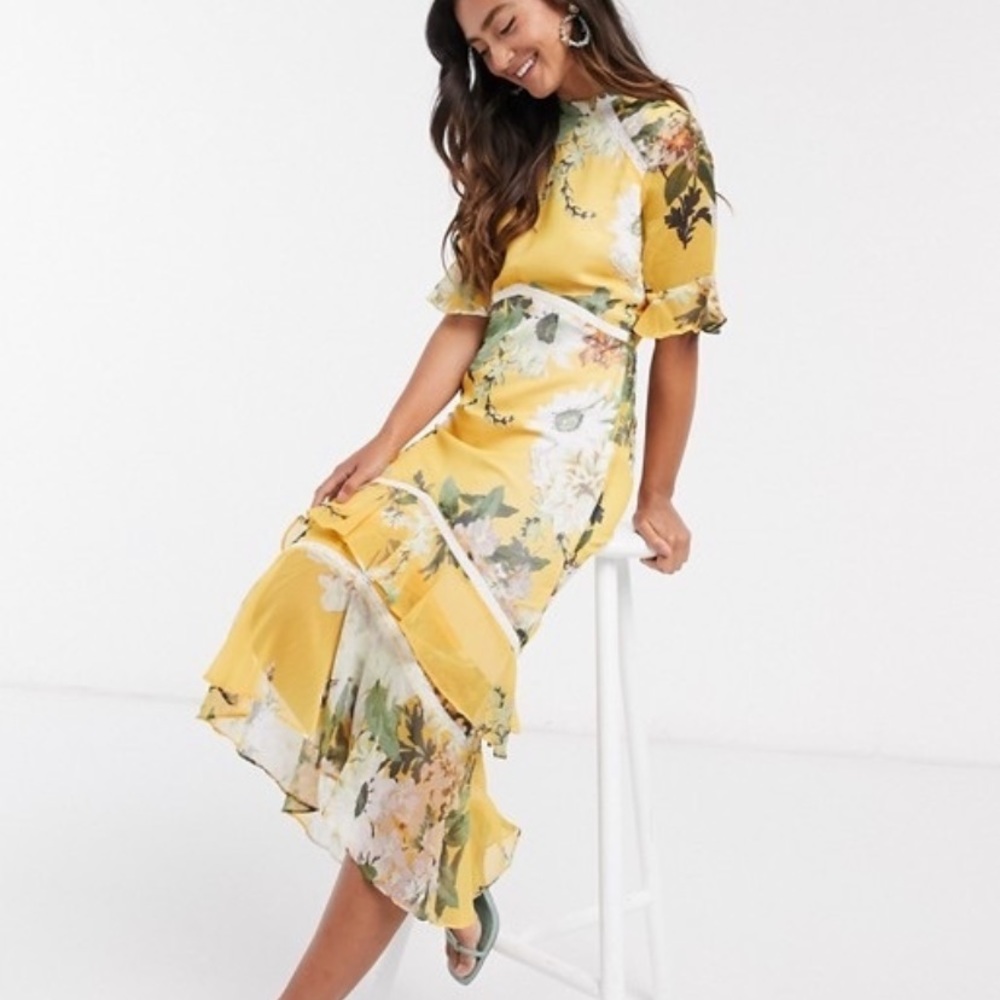 Hope And Ivy Floral Midi Dress - 10
